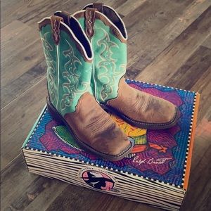 Justin Gypsy Square Toe Cowgirl Boots